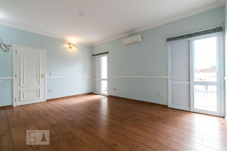 Casa para alugar com 360m², 3 quartos e 6 vagasSuíte