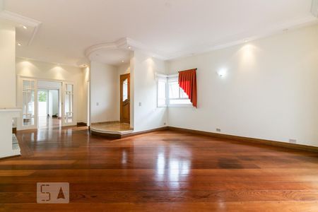 Sala de Estar de casa para alugar com 3 quartos, 360m² em Vila Prudente, São Paulo