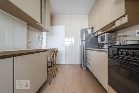 Apartamento para alugar com 80m², 3 quartos e 1 vaga Apartamento para alugar com 80m², 3 quartos e 1 vagaCozinha
