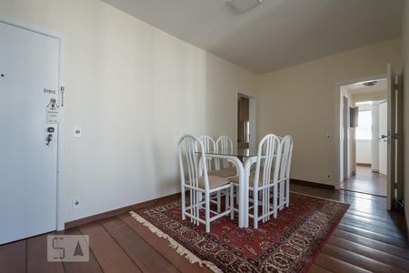 Sala de apartamento para alugar com 3 quartos, 80m² em Vila Gertrudes, São Paulo