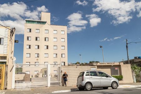 Apartamento à venda com 60m², 3 quartos e 1 vagaFachada