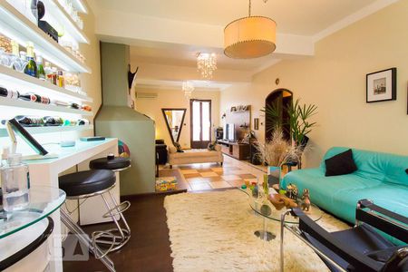 Sala de casa à venda com 4 quartos, 370m² em Vila Monumento, São Paulo