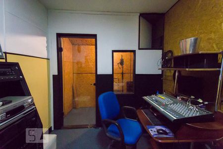 Casa à venda com 370m², 4 quartos e 3 vagasEscritório - Estúdio