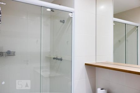 Apartamento para alugar com 67m², 2 quartos e 1 vaga Apartamento para alugar com 67m², 2 quartos e 1 vagaBanheiro da Suíte