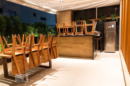 Apartamento para alugar com 67m², 2 quartos e 1 vaga Apartamento para alugar com 67m², 2 quartos e 1 vagaÁrea comum - Churrasqueira 2