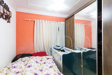 Quarto de apartamento à venda com 2 quartos, 70m² em Quitaúna, Osasco