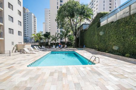 Apartamento para alugar com 72m², 2 quartos e 1 vagaÁrea Comum - Piscina
