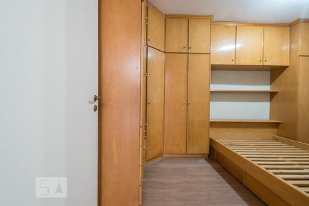 Apartamento para alugar com 72m², 2 quartos e 1 vagaQuarto 2