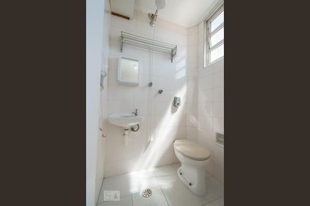 Apartamento para alugar com 72m², 2 quartos e 1 vagaBanheiro de Serviço