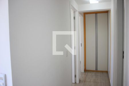 Apartamento para alugar com 68m², 2 quartos e 1 vagaCorredor com vista para o Closet