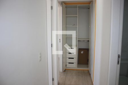 Apartamento para alugar com 68m², 2 quartos e 1 vagaCorredor com vista para o Closet