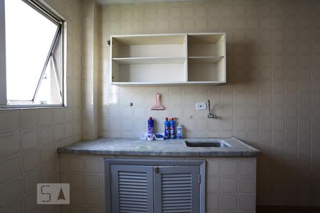 Apartamento para alugar com 75m², 2 quartos e 1 vaga Apartamento para alugar com 75m², 2 quartos e 1 vagaCozinha