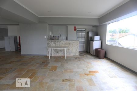 Apartamento para alugar com 75m², 2 quartos e 1 vaga Apartamento para alugar com 75m², 2 quartos e 1 vagaÁrea comum - Salão de festas