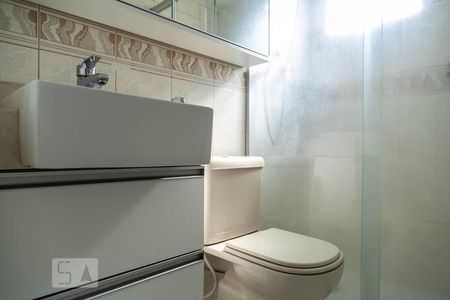 Apartamento à venda com 68m², 2 quartos e 1 vaga Apartamento à venda com 68m², 2 quartos e 1 vagaBanheiro