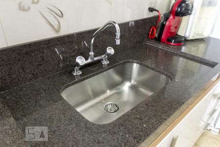 Apartamento à venda com 72m², 2 quartos e 2 vagasCozinha