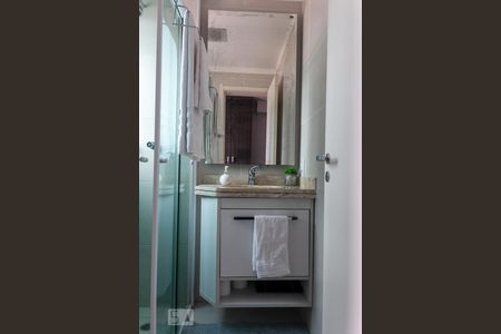 Apartamento à venda com 72m², 2 quartos e 2 vagasQuarto 2 - suite