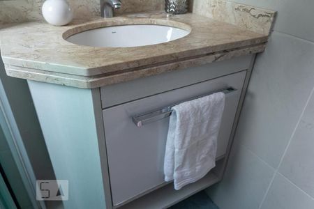 Apartamento à venda com 72m², 2 quartos e 2 vagasQuarto 2 - suite