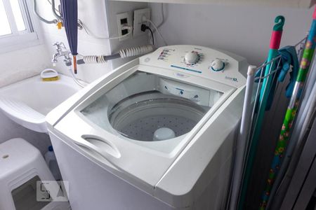 Apartamento à venda com 72m², 2 quartos e 2 vagasLavanderia