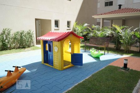 Apartamento à venda com 35m², 1 quarto e sem vagaÁrea comum - Playground