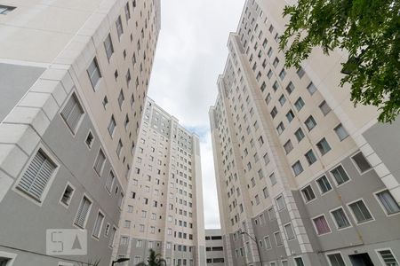 Apartamento para alugar com 45m², 2 quartos e 1 vagaFachada do condomínio