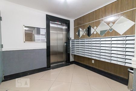 Apartamento para alugar com 45m², 2 quartos e 1 vagaHall de entrada do bloco