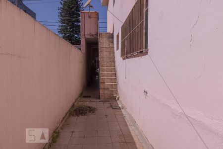 Casa à venda com 250m², 2 quartos e 2 vagasAcesso sacada