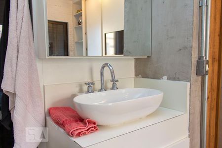 Apartamento à venda com 80m², 2 quartos e 1 vagaBanheiro da Suíte