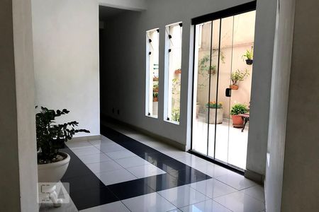 Apartamento à venda com 80m², 2 quartos e 1 vagaHall de entrada