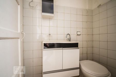 Apartamento para alugar com 149m², 2 quartos e sem vagaBanheiro de Serviço