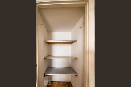 Apartamento para alugar com 149m², 2 quartos e sem vagaQuarto de Serviço