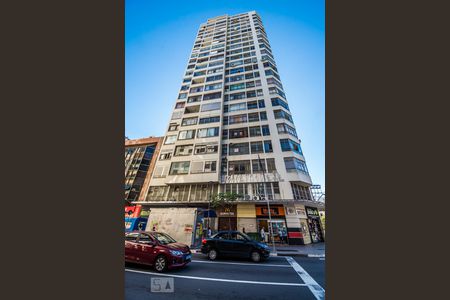 Apartamento para alugar com 149m², 2 quartos e sem vagaFachada