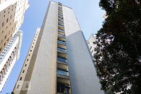 Apartamento à venda com 199m², 3 quartos e 2 vagasFachada
