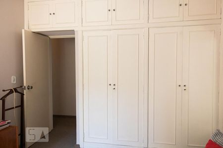 Apartamento à venda com 199m², 3 quartos e 2 vagasQuarto 1