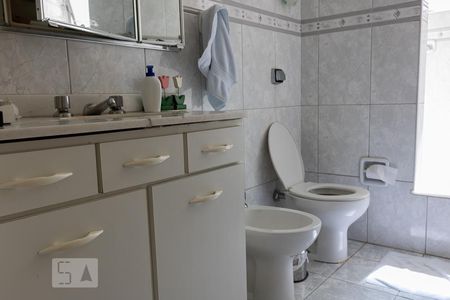 Apartamento à venda com 199m², 3 quartos e 2 vagasBanheiro da Suíte