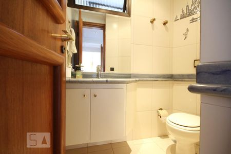 Apartamento para alugar com 212m², 3 quartos e 3 vagasLavabo