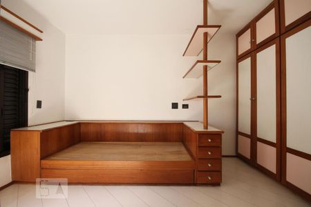 Apartamento para alugar com 212m², 3 quartos e 3 vagasSuíte 2