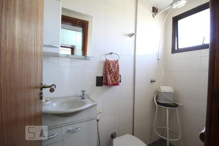 Apartamento para alugar com 212m², 3 quartos e 3 vagasBanheiro de serviço