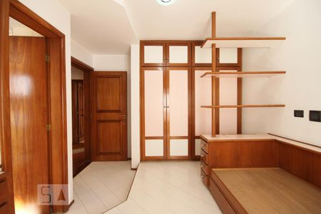Apartamento para alugar com 212m², 3 quartos e 3 vagasSuíte 1