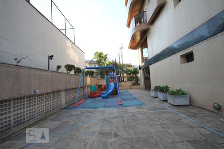 Apartamento para alugar com 212m², 3 quartos e 3 vagasPlayground