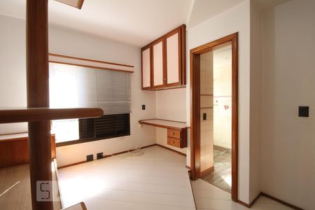 Apartamento para alugar com 212m², 3 quartos e 3 vagasSuíte 1