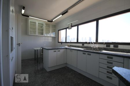 Apartamento para alugar com 212m², 3 quartos e 3 vagasCozinha