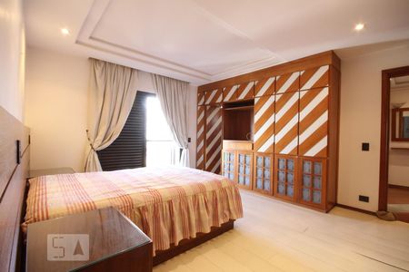 Apartamento para alugar com 212m², 3 quartos e 3 vagasSuíte 3