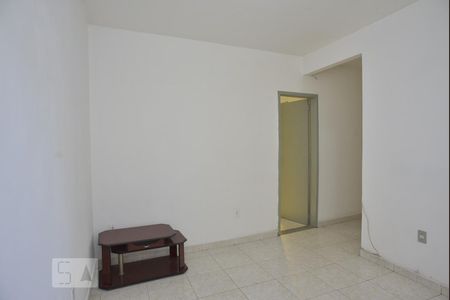 Sala de casa para alugar com 2 quartos, 77m² em Curicica, Rio de Janeiro