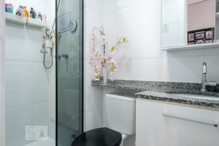 Banheiro de apartamento à venda com 2 quartos, 48m² em Belenzinho, São Paulo