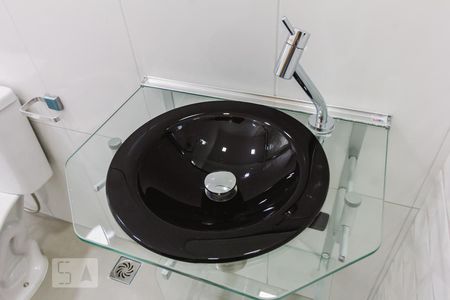 Banheiro da Suíte Pia de casa para alugar com 1 quarto, 40m² em Vila Guaca, São Paulo