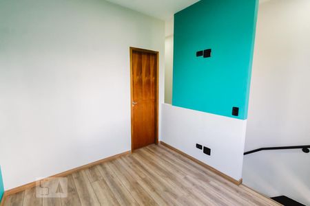 Suíte de casa para alugar com 1 quarto, 40m² em Vila Guaca, São Paulo