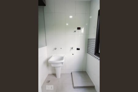 Casa para alugar com 40m², 1 quarto e sem vaga Casa para alugar com 40m², 1 quarto e sem vagaLavanderia