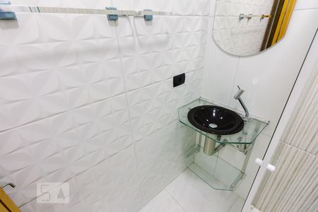 Banheiro da Suíte de casa para alugar com 1 quarto, 40m² em Vila Guaca, São Paulo