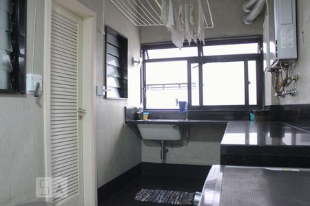 Apartamento à venda com 325m², 4 quartos e 4 vagasArea de Serviço