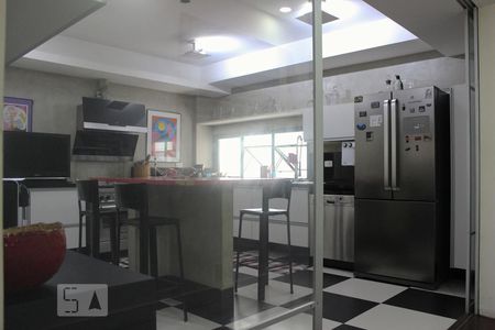 Apartamento à venda com 325m², 4 quartos e 4 vagasCozinha